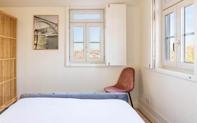 Gaia22 · Gaia's Deluxe Apartment 3 BD Stunning Views