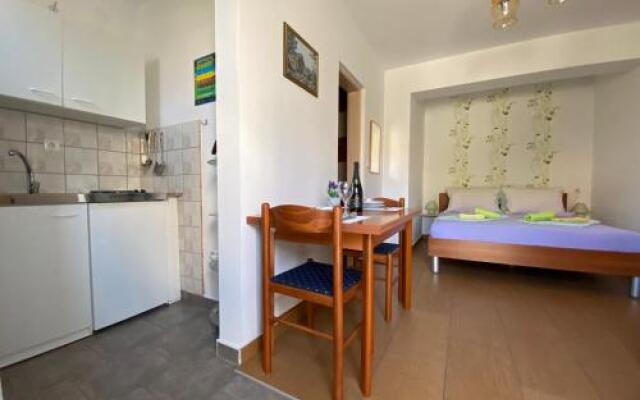 Apartments / Studio Dijana