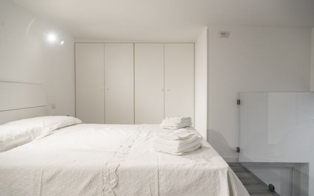 Contemporary 2 Bedroom Flat near University