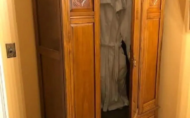 The Pendleton House Bed and Breakfast