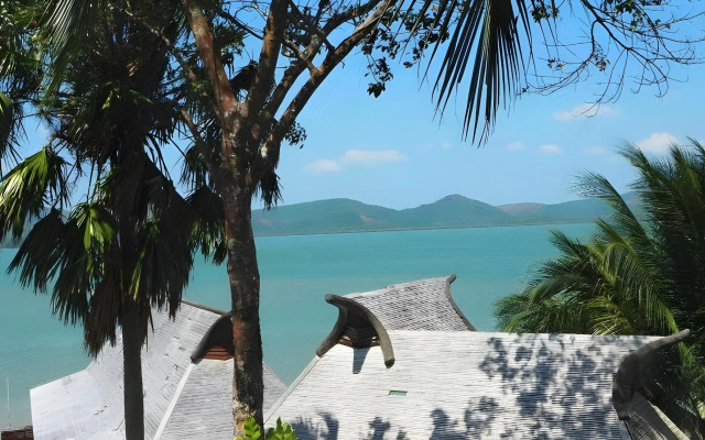 The Blue Sky Resort Ranong