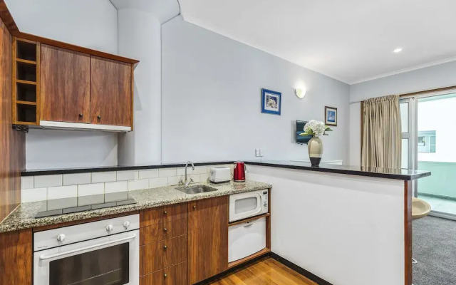 Two Bedroom Waterfront & City Apartment