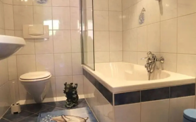 Rossfeld Modern Retreat