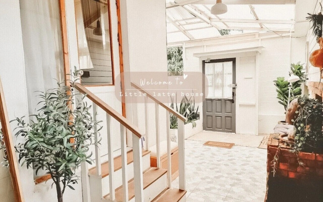 Little Latte House