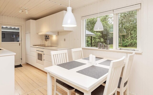 6 Person Holiday Home in Hals