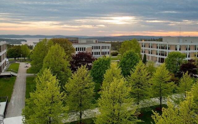 UNB Saint John Summer Hotel