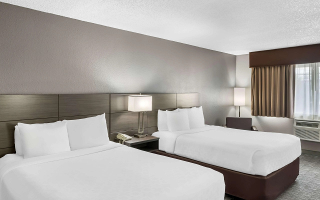 SureStay Hotel by Best Western SeaTac Airport North - Image 7