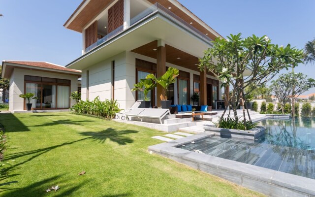 Vacation Homes Luxury 3 BR Ocean Estate