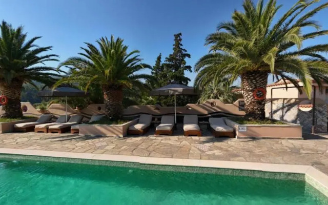Kelyfos Hotel Bungalows and Suites