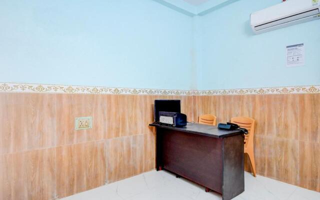 OYO 87565 Eco Plaza Inn