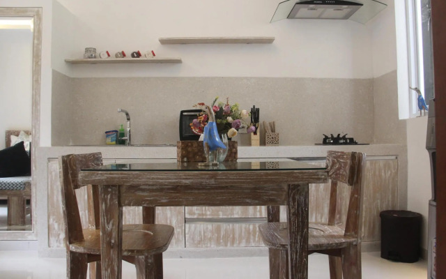 Green Studio Apartment Seminyak