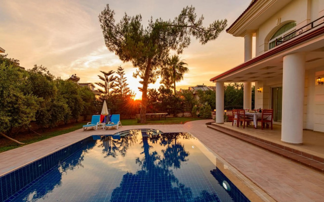 Musa - 5 Bedroom Holiday Villa in Hisaronu