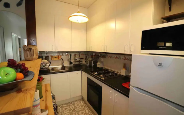 Spacious Apt. With Barbecue in Roses