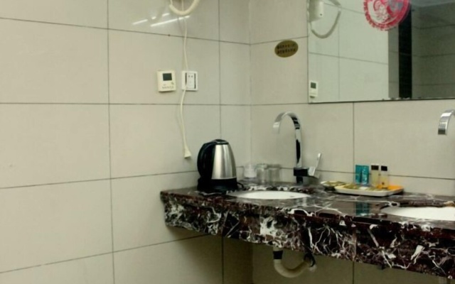 Nanhai Lvzhou Hotel – Kitchen – Fushun