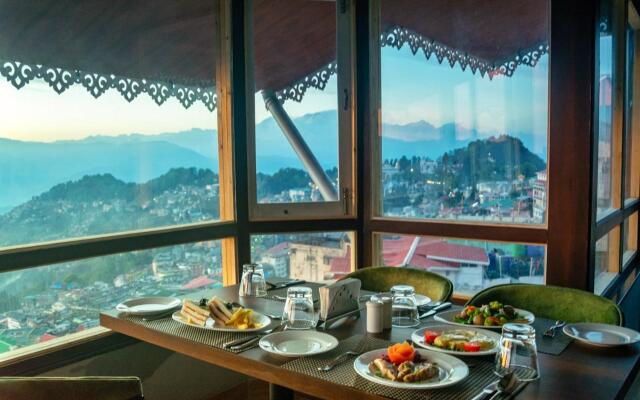 Sumitel Vista 800m from Mall Road