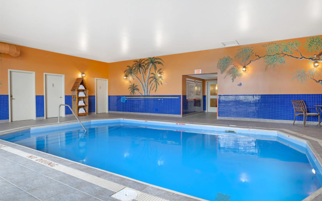 Best Western Plus Grand-Sault Hotel & Suites