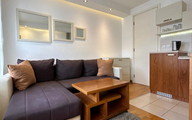 Nevena Belville Apartments