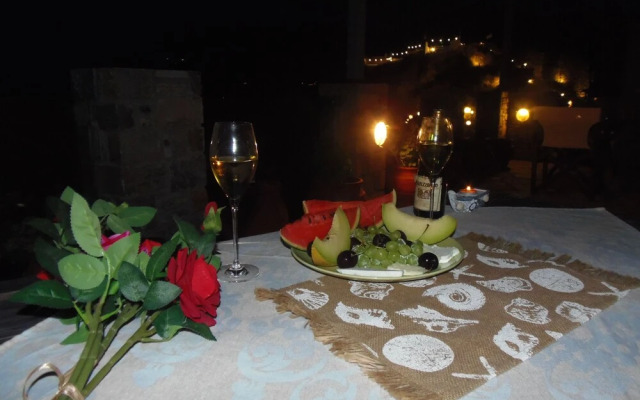 Studios Milos Skopelos-Where the Sea Meets the Sky
