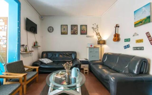 Yanta Hostel