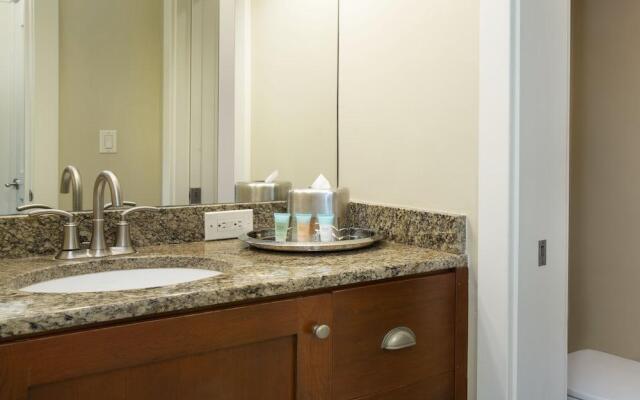 Bay 37g4 2 Bedroom Condo by Redawning