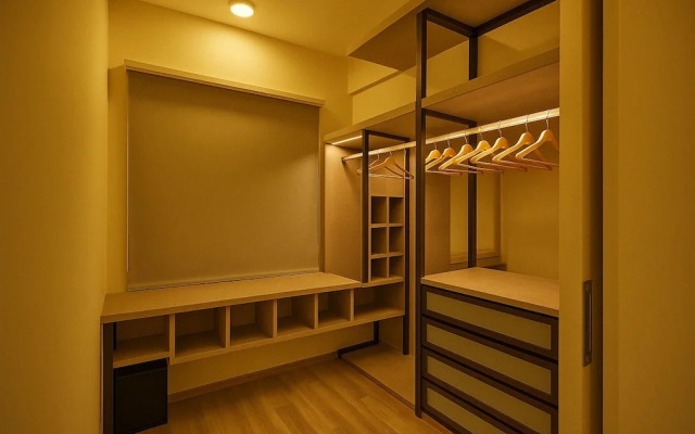 Millerz Square by Tido Tido