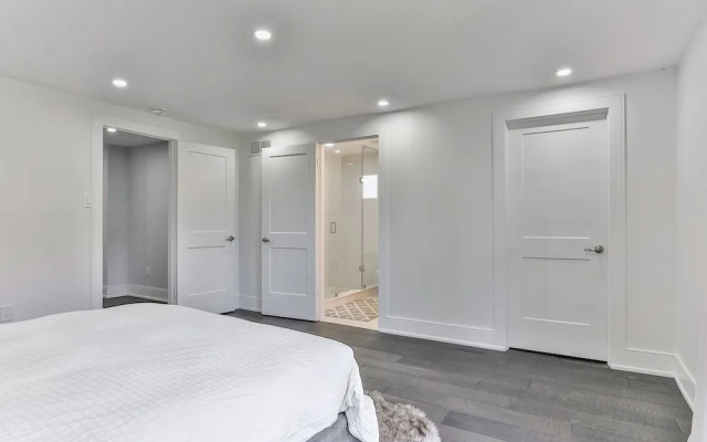 QuickStay - Classy 5brm House in Vaughan