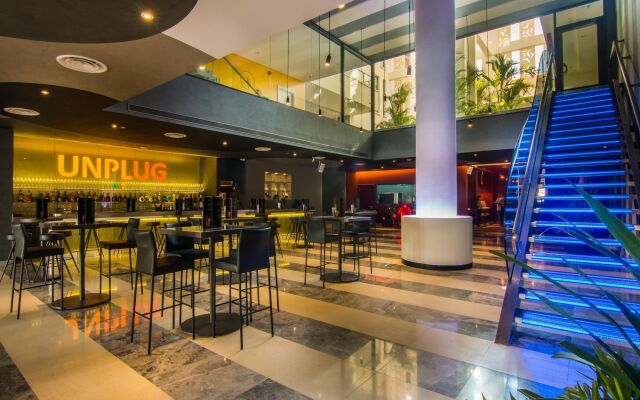 SUN & MOON, Urban Hotel