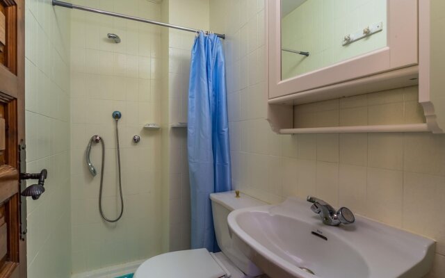 Aj-6 Calella DE Palafrugell 6 PAX