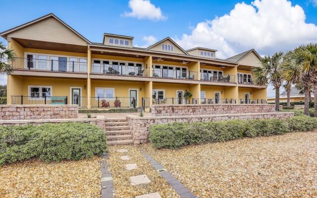Dog Friendly Home with Ocean View from Balcony by RedAwning