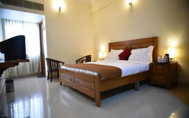 OYO 2724 Hotel PLA Residency