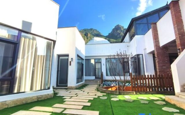 YeeMoo Guesthouse
