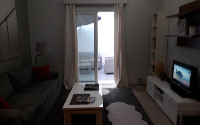 Beautiful Modern Aprt with 1BR in DT Athens