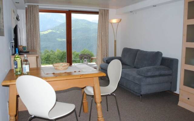 Holiday Apartment on the Slope