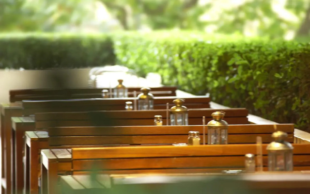 Shanghai Centre Serviced Apartment