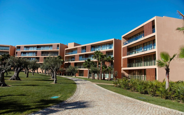 Salgados Vila das Lagoas