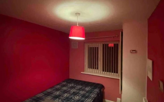 Beautiful 2-bed House in Birmingham