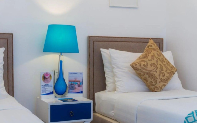 Camp Netanya Resort & Spa