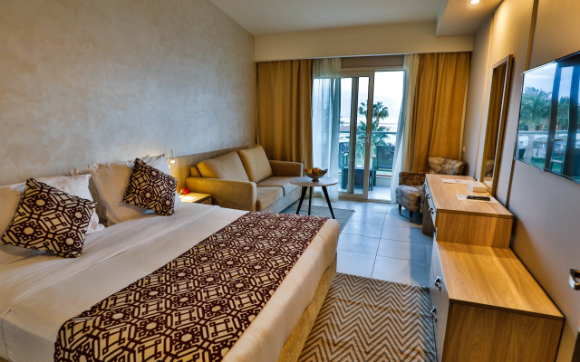 Amarina Abu Soma Resort & Aquapark