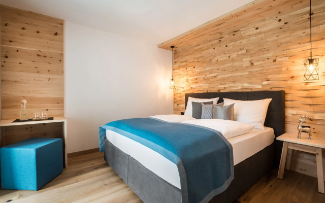 Les Dolomites Mountain Lodges