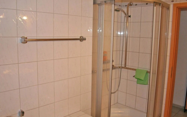 Ilonas Seeblick - Das Schilfhaus