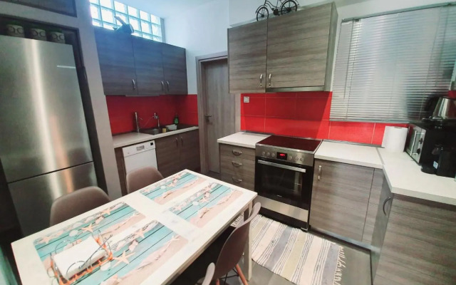 Ilias' cosy and relaxing apartment