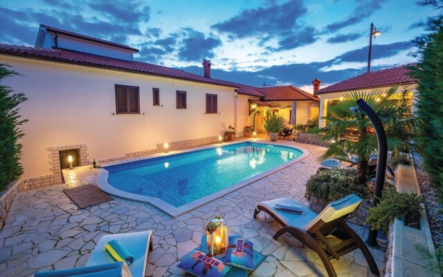 Stunning Home in Rijeka With Wifi and 2 Bedrooms