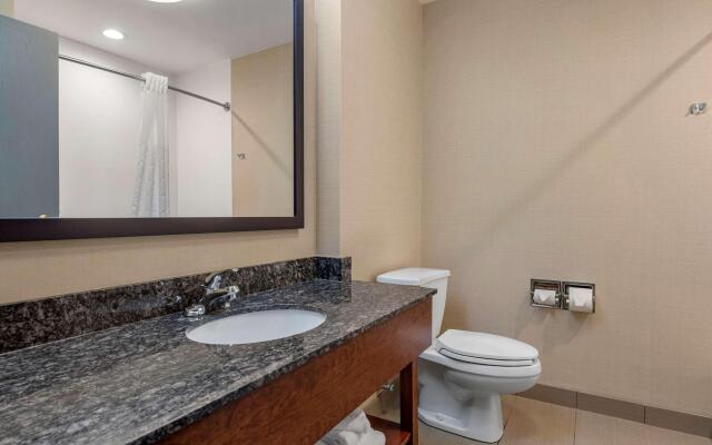 Comfort Suites Marion North