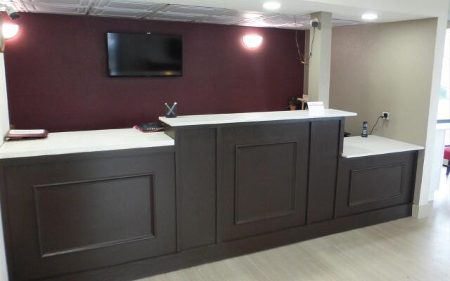 Red Roof Inn Redding