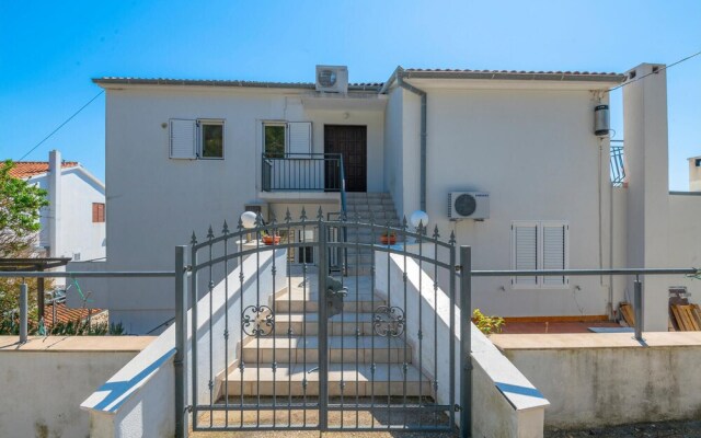 Amazing Home in Hvar With Wifi and 3 Bedrooms