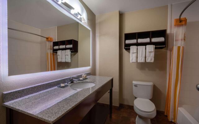 La Quinta Inn & Suites by Wyndham Castle Rock
