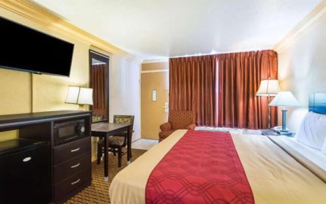 Rodeway Inn & Suites Birmingham I-59 exit 134