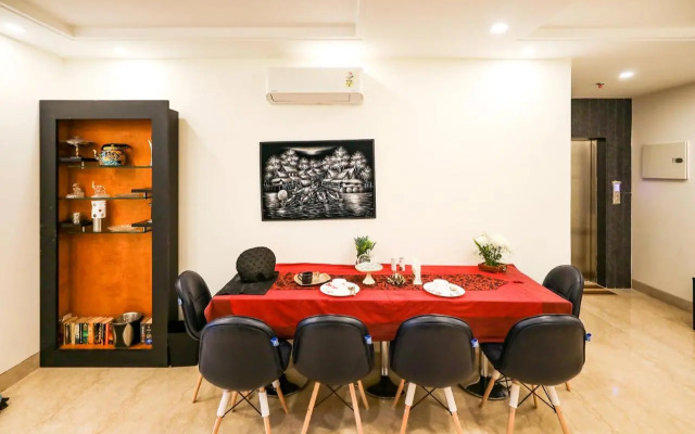 Fabhotel La Paz Stay B&B