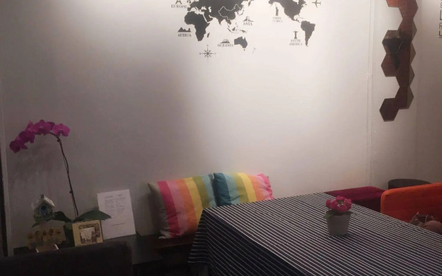 Pillow Talk Hostel