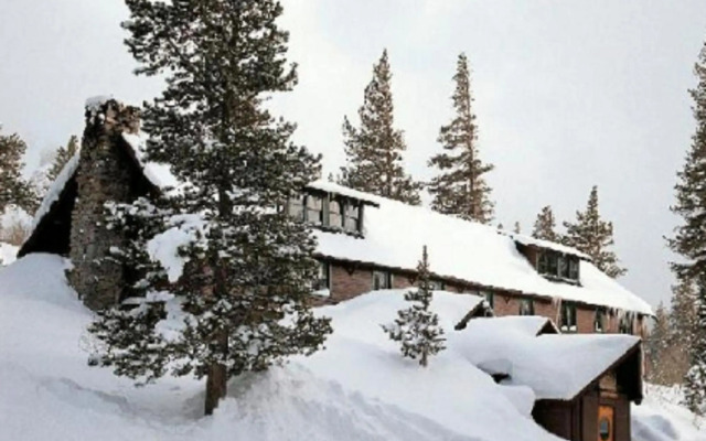 Tamarack Lodge and Resort